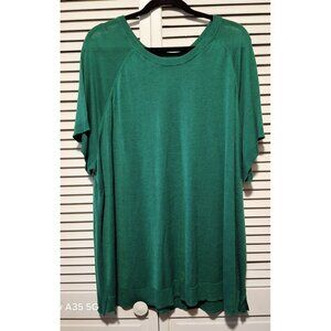 Torrid Plus Size 4 Green Short Sleeve Lightweight Knit Top With Ribbed Hem Relax